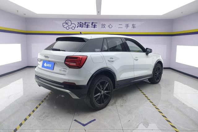 Audi Q2L id 3768946 из Китая 7