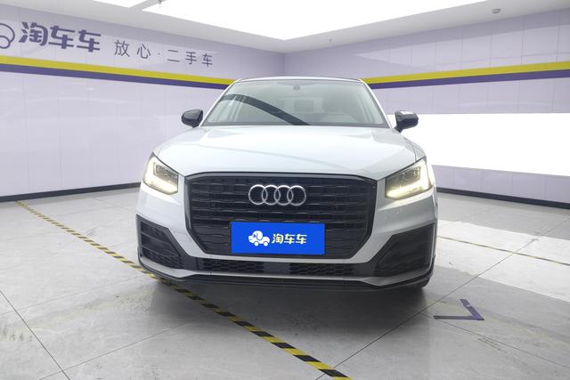Audi Q2L id 3768946 из Китая 15