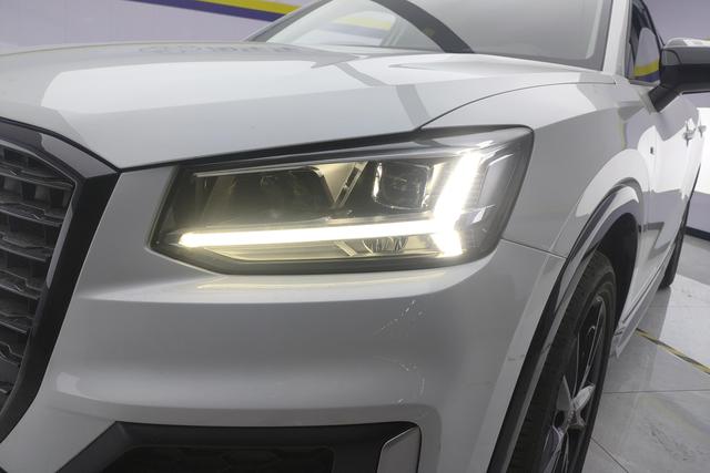 Audi Q2L id 3768946 из Китая 17