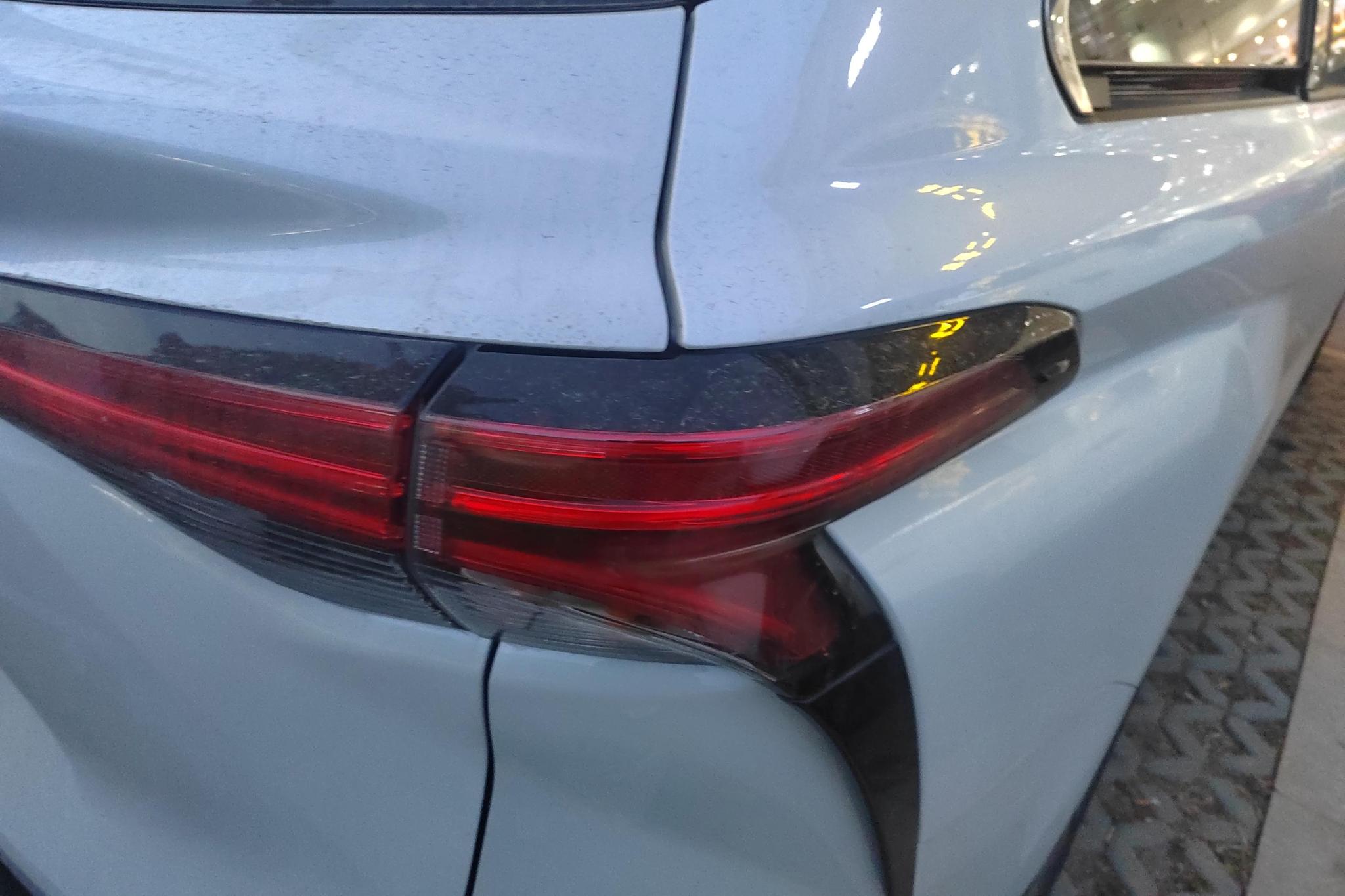 Toyota Sienna 2023 2.5L Luxury