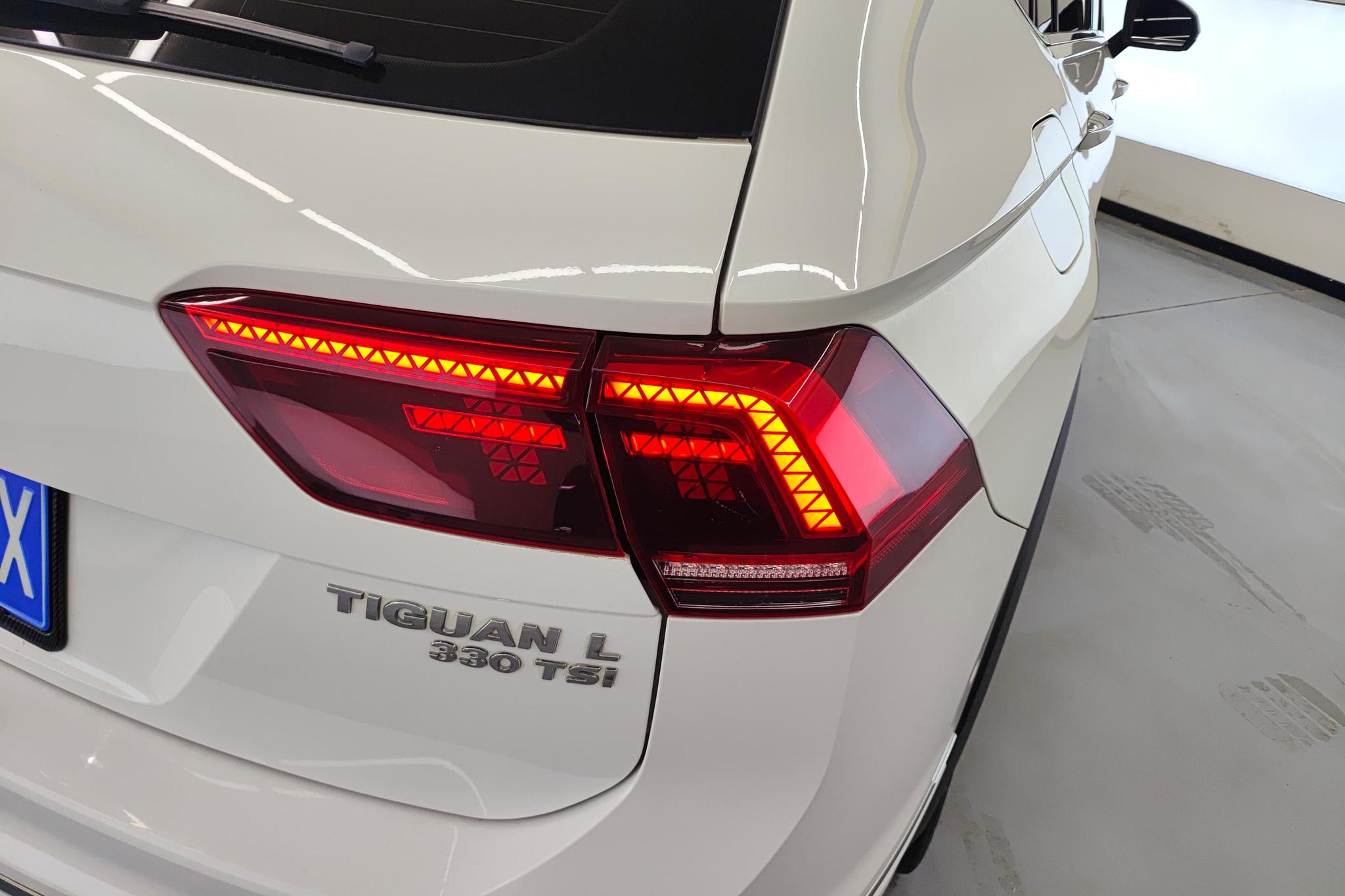 Volkswagen Tiguan L L 2020 330TSI AT R-Line Flagship V