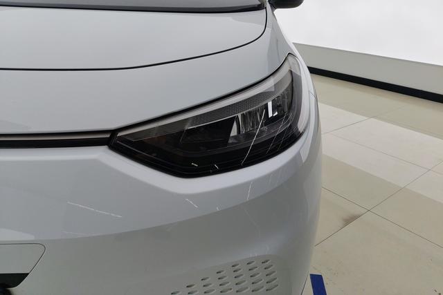 Volkswagen ID.3 2023 Белый из Китая