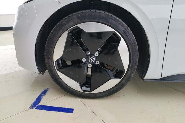 Volkswagen ID.3 id 3784083 из Китая 9