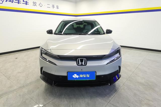 Honda e:NP2 2024 — фото 2