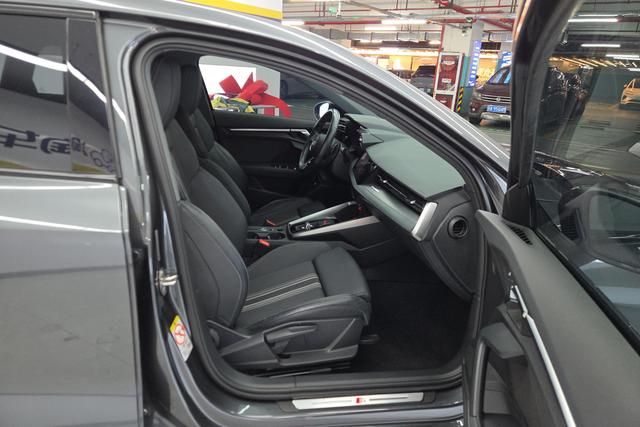 Audi A3 id 3810332 из Китая 13