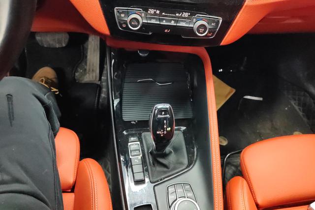BMW X2 2023 — фото 14