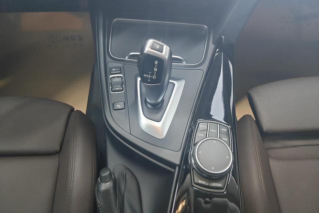 BMW 3 series 2019 Белый из Китая, фото 4