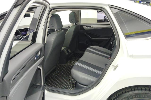 Volkswagen Sagitar id 3810169 из Китая 10