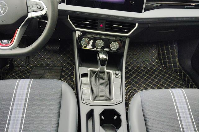 Volkswagen Sagitar id 3810169 из Китая 12