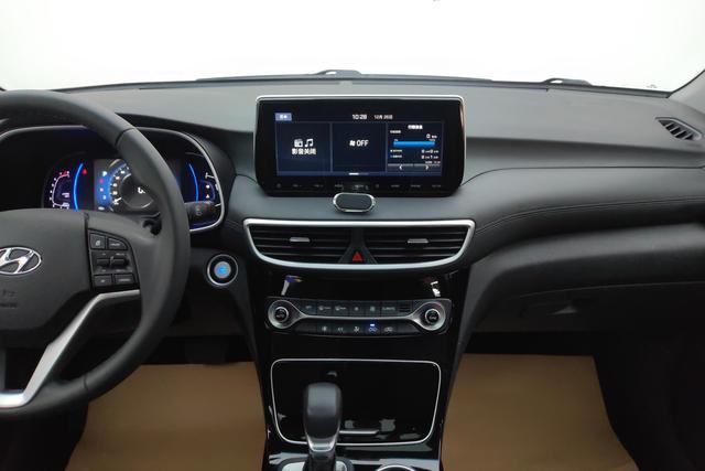 Hyundai Tucson id 3804798 из Китая 9