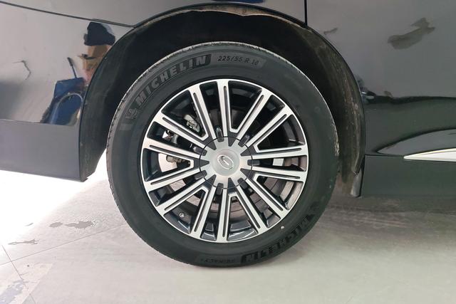 GAC Trumpchi Trumpchi M8 id 3810387 из Китая 10