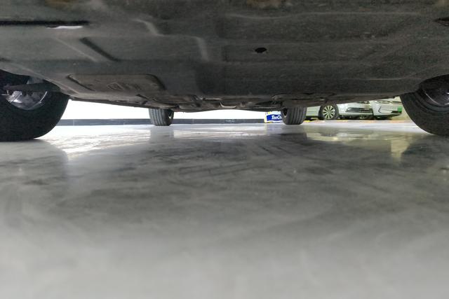 Roewe i5 2021 Желтый из Китая, фото 4