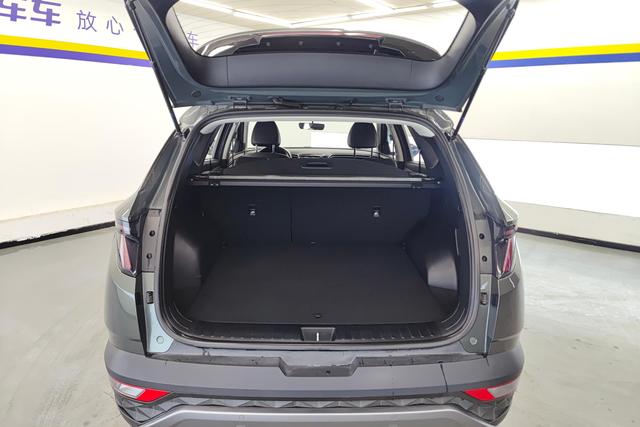 Hyundai Tucson id 3768907 из Китая 9