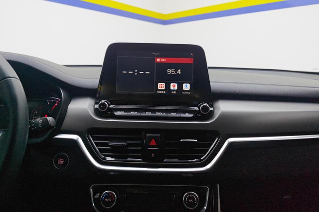 KIA Sportage 2019 — фото 12
