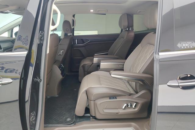 Volkswagen Weiran 2023 Черный из Китая, фото 3