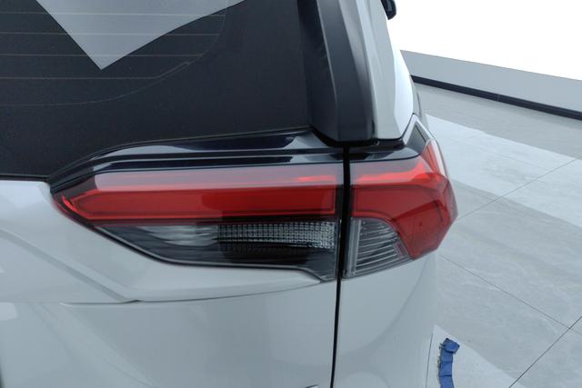 Toyota RAV4 Rongfang 2023 Белый из Китая, фото 5