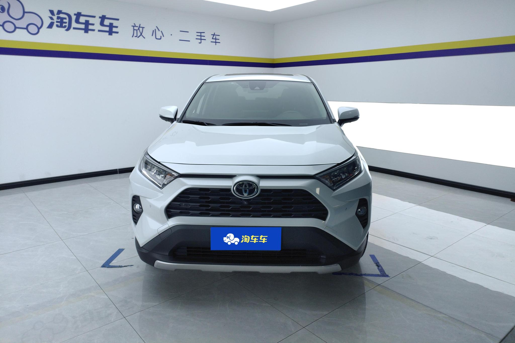 Toyota RAV4 2022 2.0L CVT PLUS