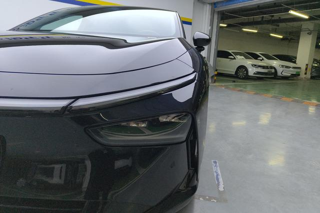 Xiaopeng Motors Xiaopeng P7+ 2024 Черный из Китая, фото 6