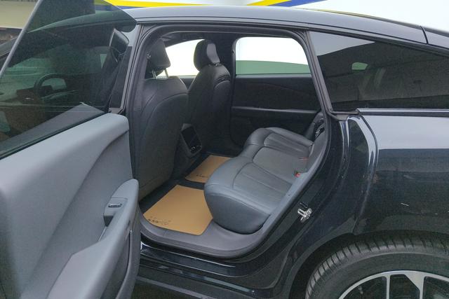 Xiaopeng Motors Xiaopeng P7+ id 3784769 из Китая 16