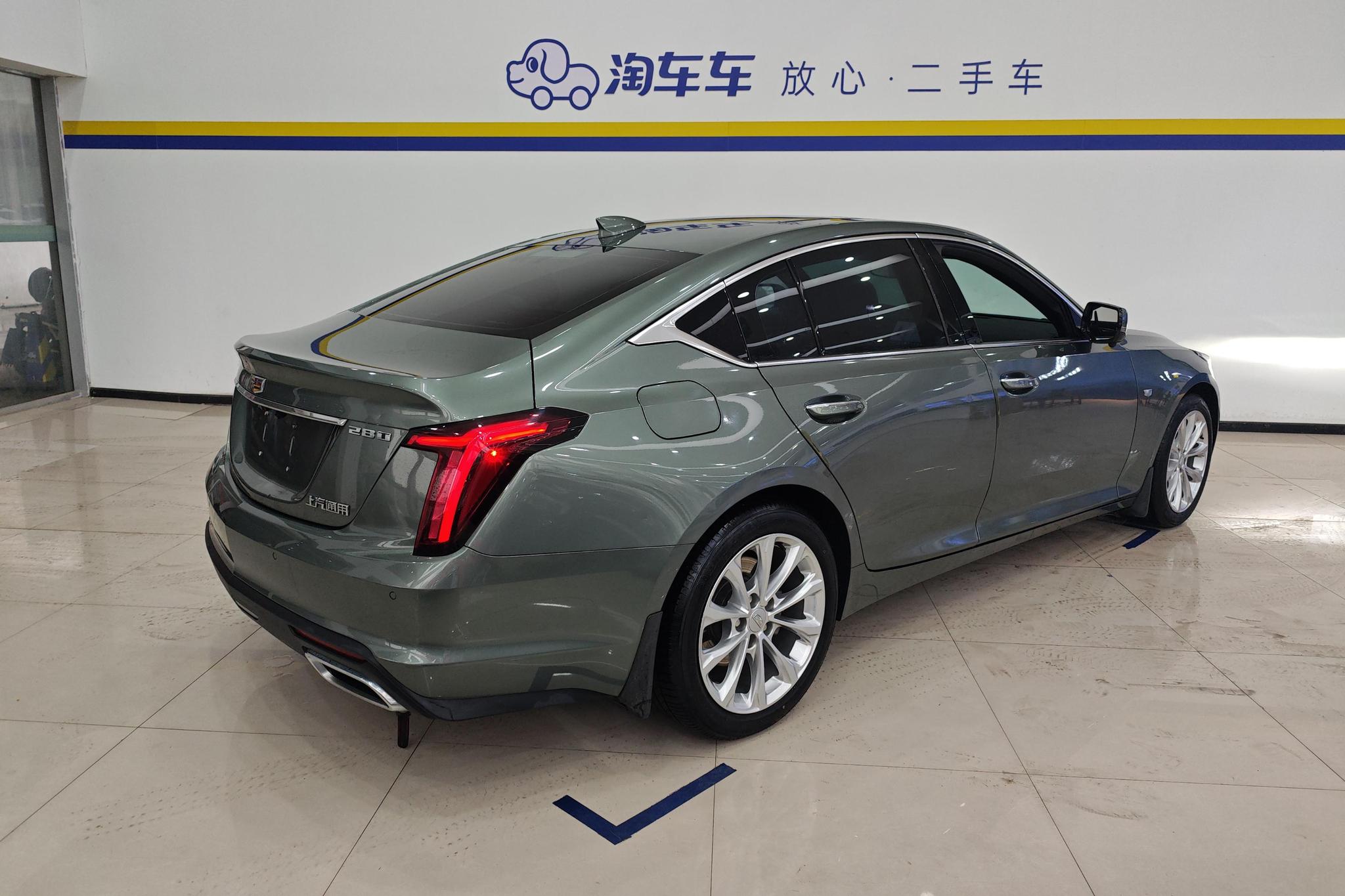 Cadillac CT5 2022 28T Luxury Standard
