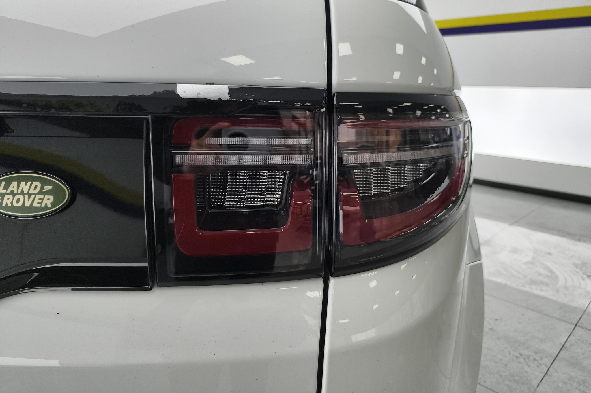 Land Rover Discovery Sport Sport 2023 249PS R-Dynamic SE 5 мест