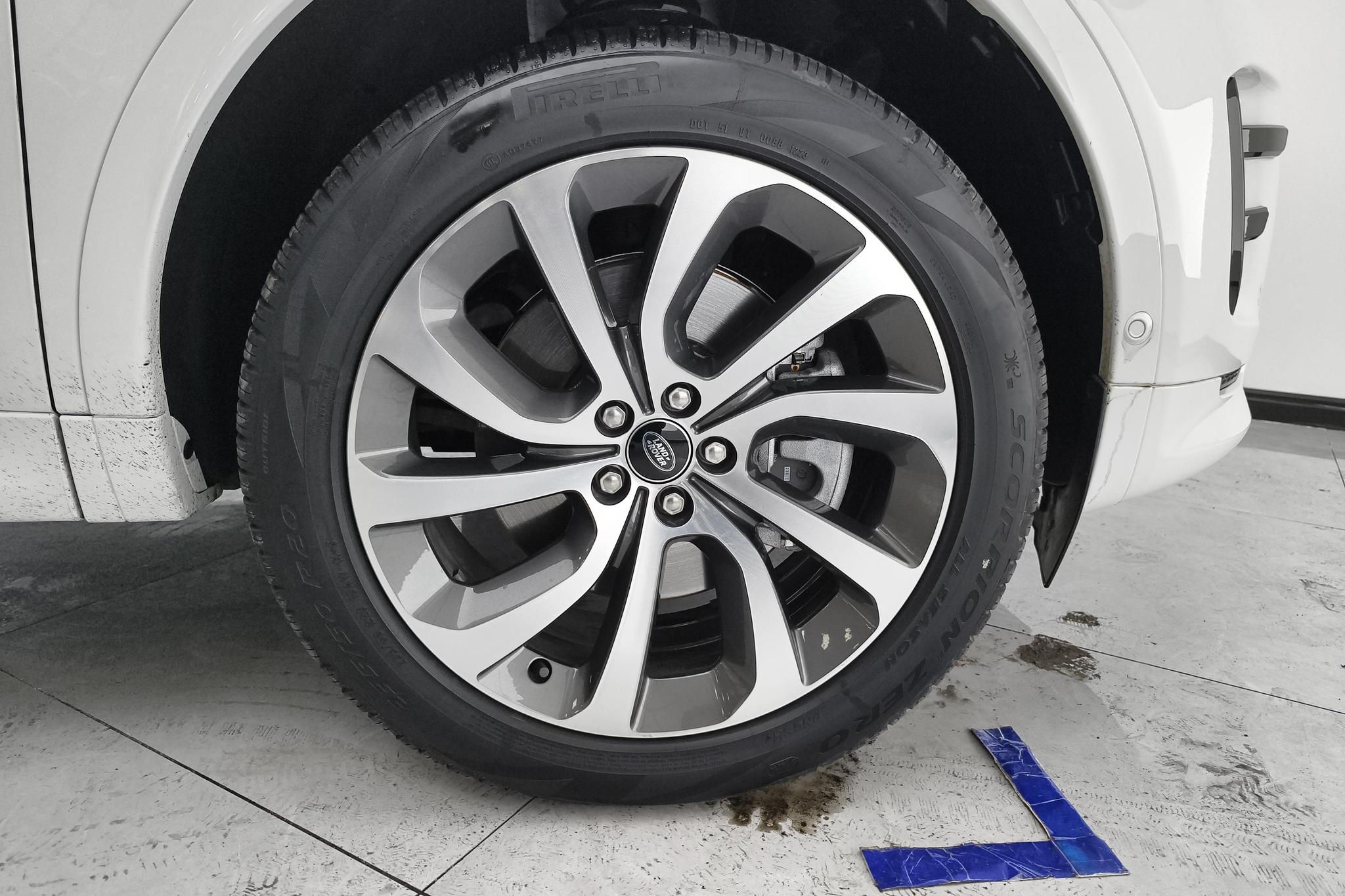 Land Rover Discovery Sport Sport 2023 249PS R-Dynamic SE 5 мест