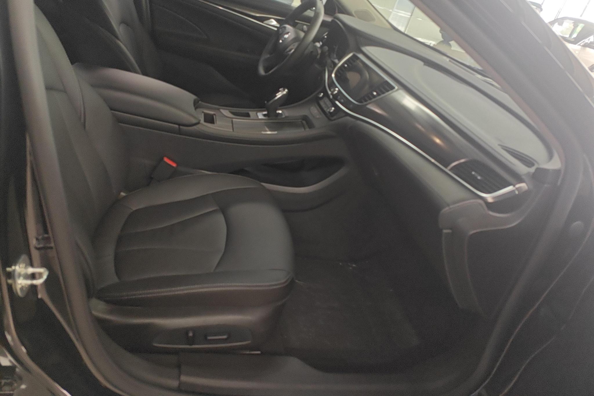 Buick LaCrosse 2021 652T Luxury