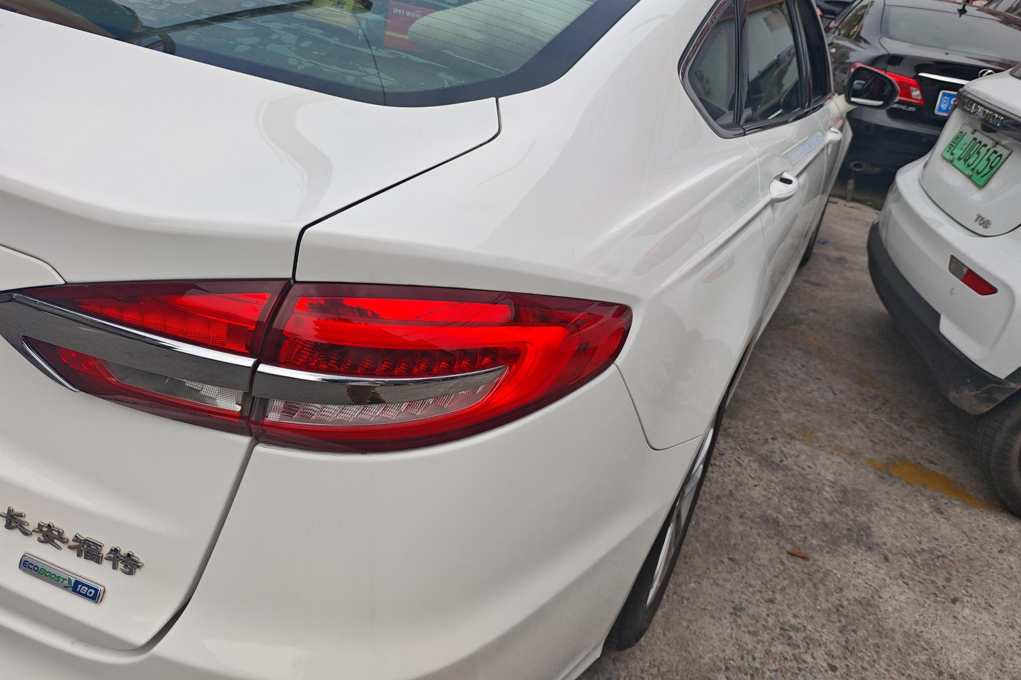 Ford Mondeo 2018 EcoBoost 180 Fashion V