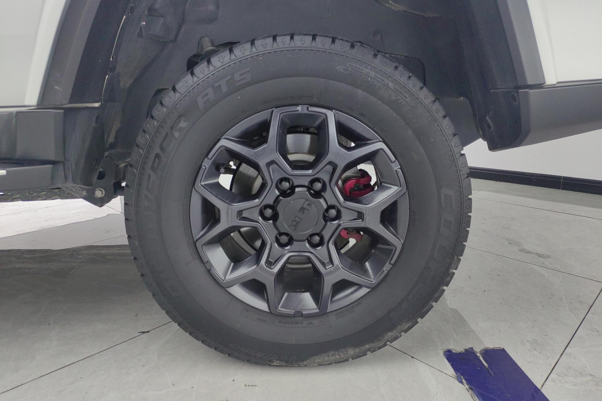 BAIC BJ40 2023 2.0D AT