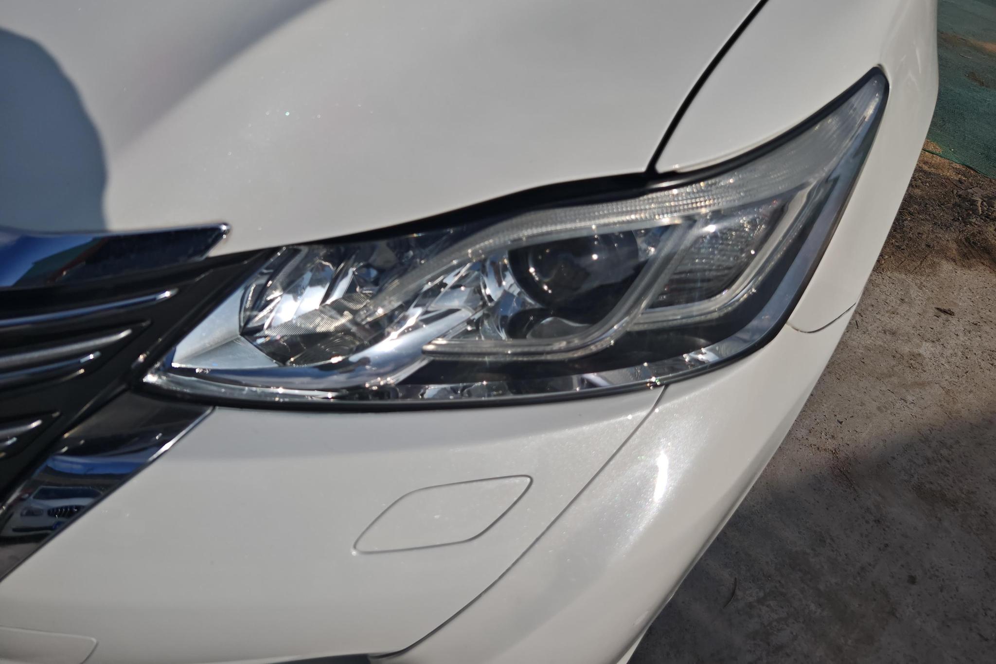 Toyota Crown 2015 2.5L Smart