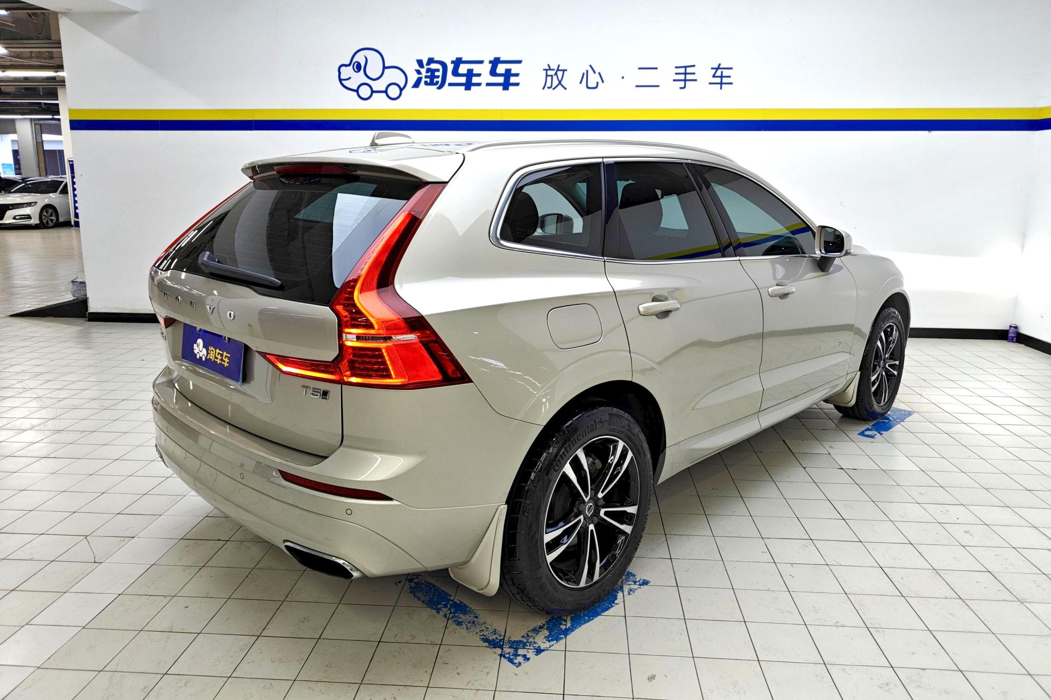 Volvo XC60 2019 T5 V