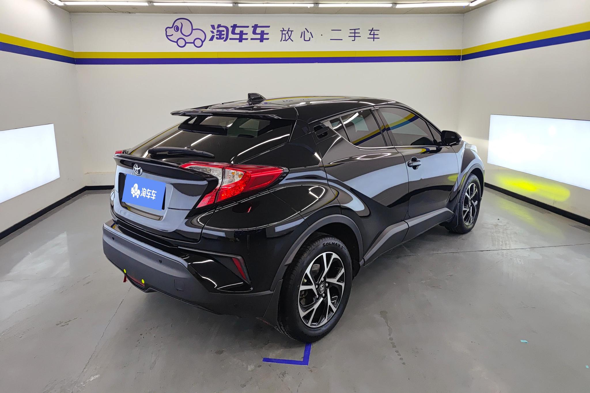 Toyota C-HR 2018 2.0L Lead V