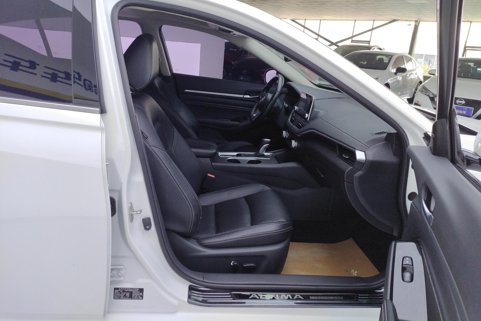 Nissan Altima 2019 2.0L XL Upper