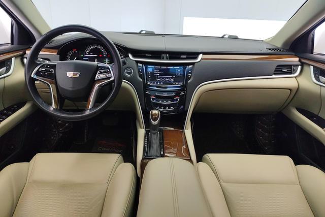 Cadillac XTS 2018 — фото 11