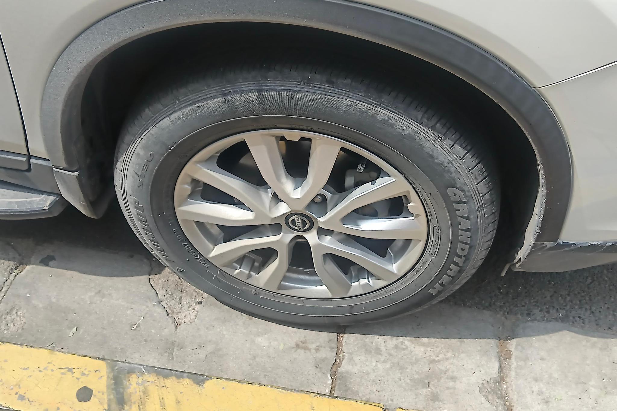 Nissan X-Trail 2019 2.0L CVT Comfort 2WD