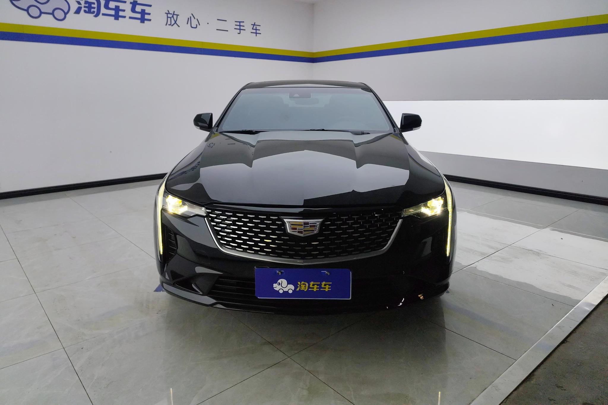 Cadillac CT4 2023 25T