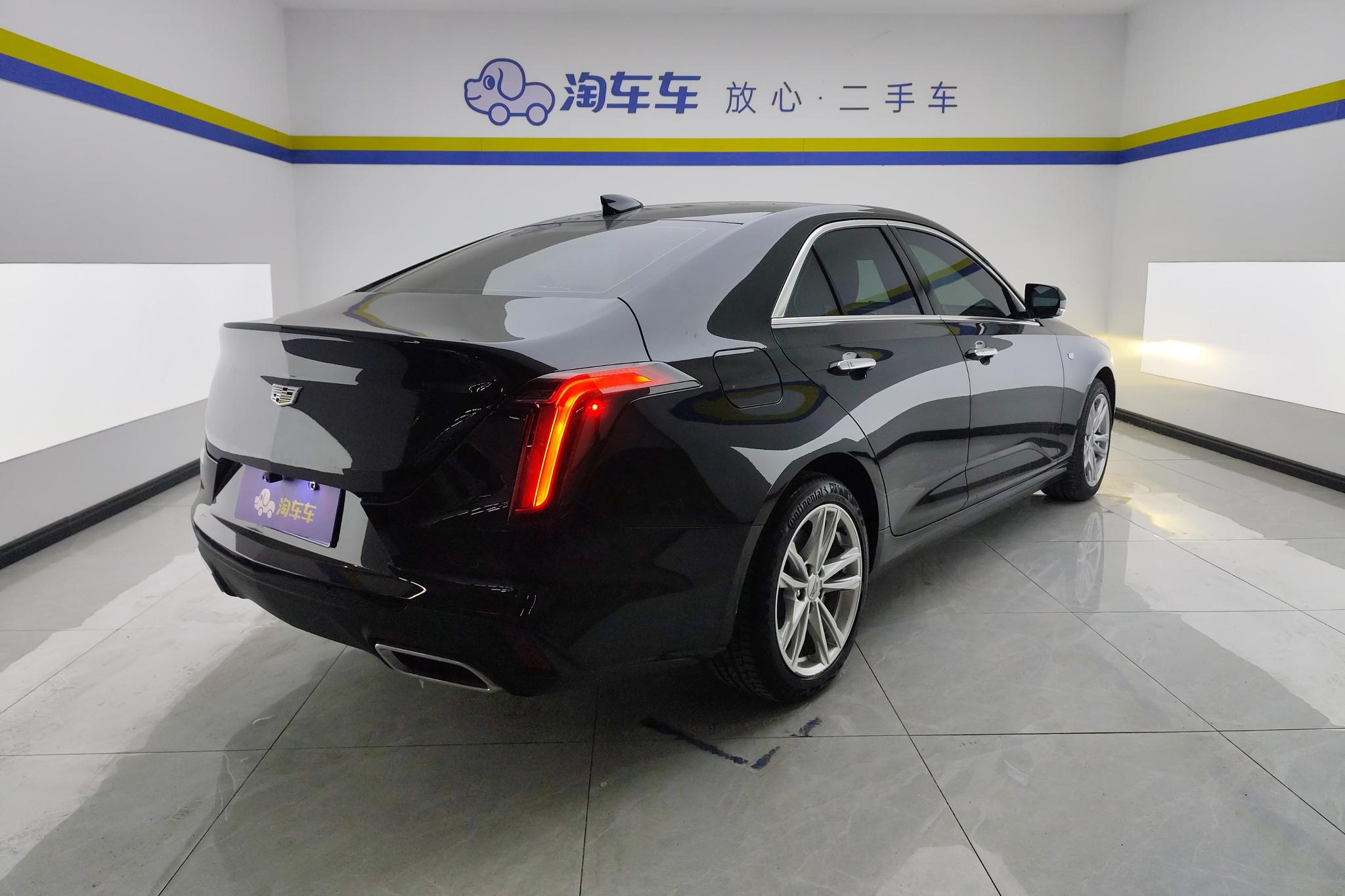 Cadillac CT4 2023 25T
