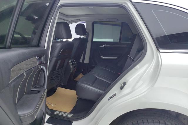 HAVAL H8 2015 — фото 16