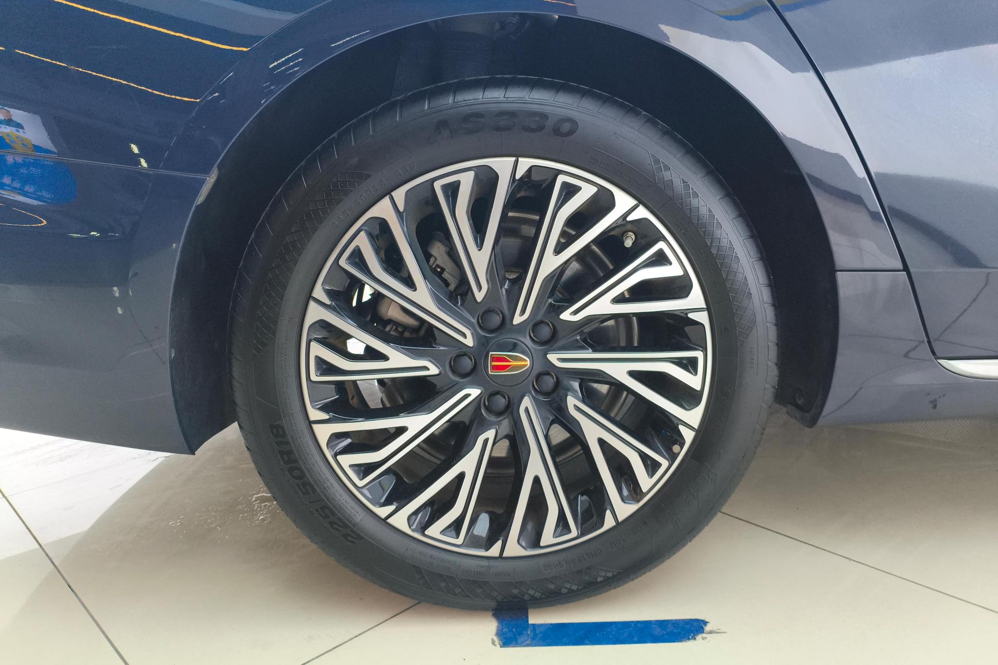 Hongqi H5 2024 2.0T AT