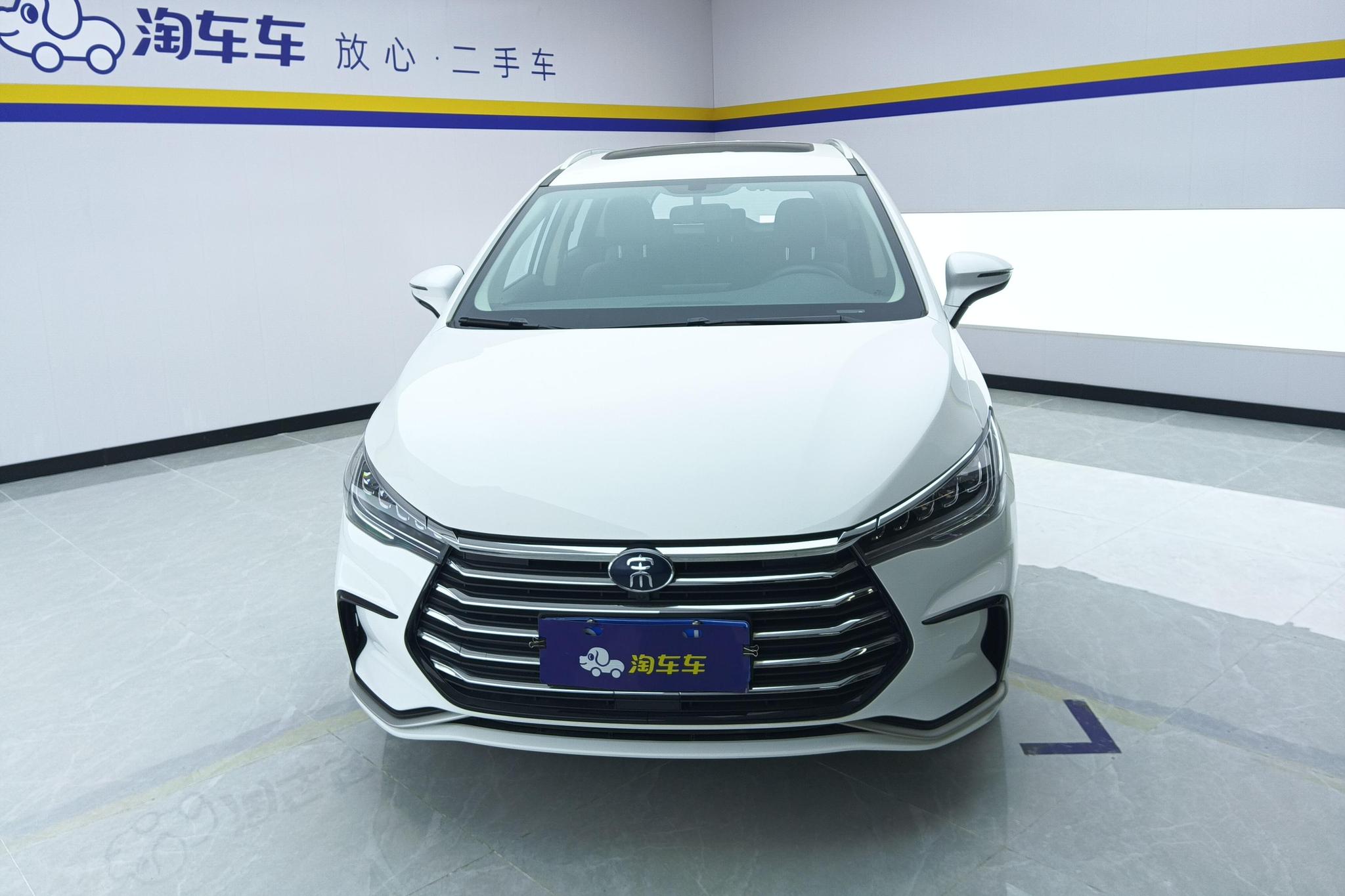 BYD Song MAX MAX 2021 1.5T AT Luxury 7 мест