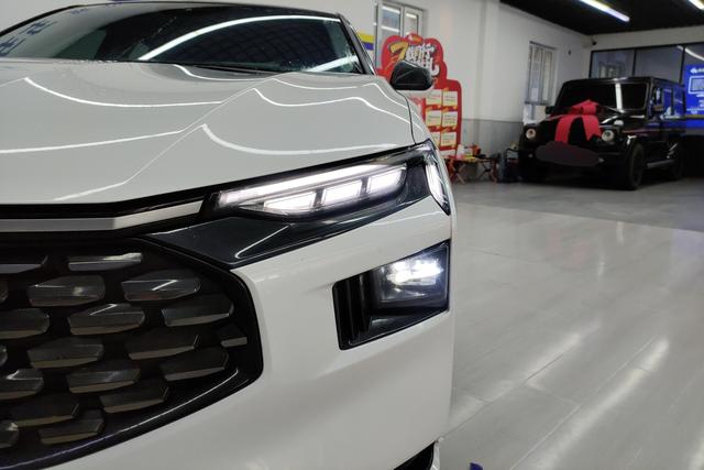 Ford Mondeo 2022 Eco Boost 245 Luxury — фото 5