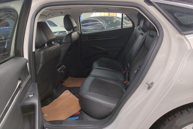 Ford Mondeo 2022 Eco Boost 245 Luxury — фото 16