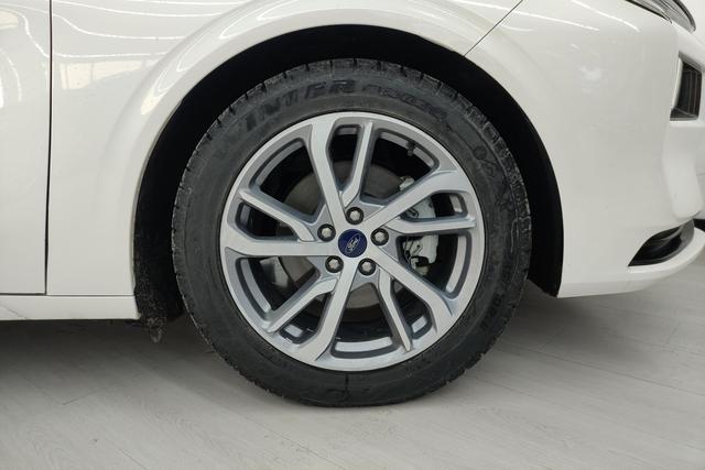Ford Mondeo 2022 Eco Boost 245 Luxury — фото 4