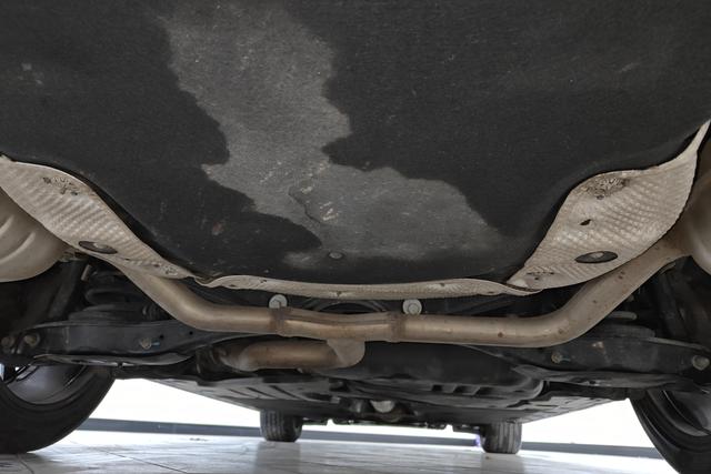 Volkswagen Magotan 2024 Черный из Китая, фото 6