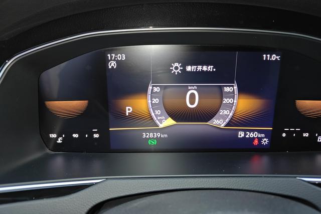 Volkswagen Magotan id 3783612 из Китая 9