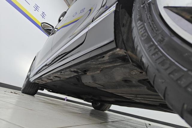 Volkswagen Magotan id 3783612 из Китая 12