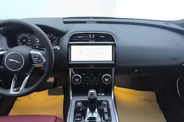Jaguar XEL 2022 2.0 T 250 PS R-DYNAMIC S — фото 12