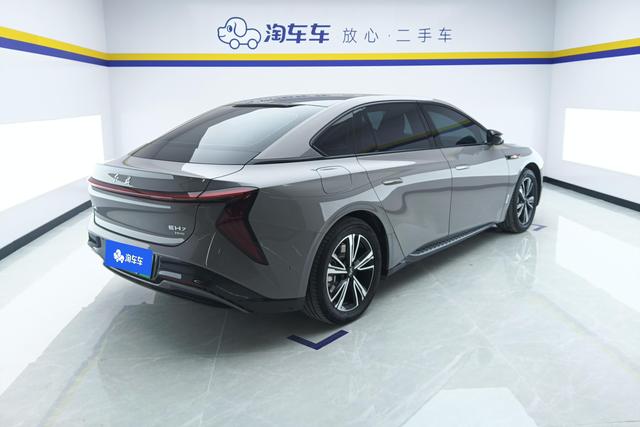 Red flag EH7 id 3803913 из Китая 15