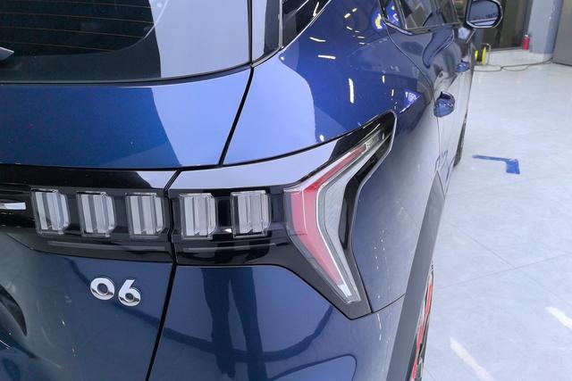 Lynk 06 2021 Синий из Китая, фото 6