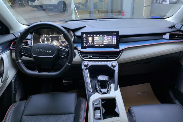 Lynk 06 id 3775219 из Китая 11